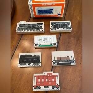 Lionel Train Cat’s Meow Village “Steam Turbine” Set